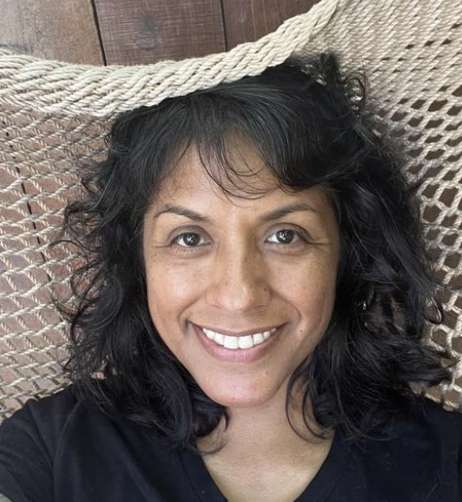 Messina Zurbuch, profesora de yoga
