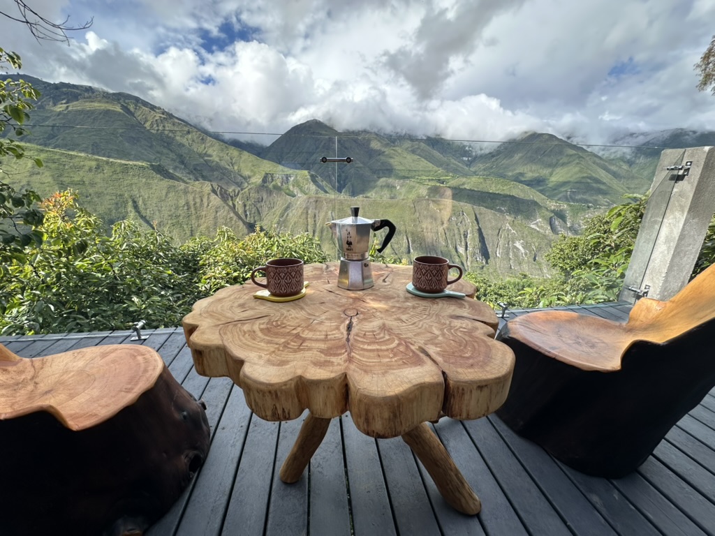 The Glamping Higo Platform